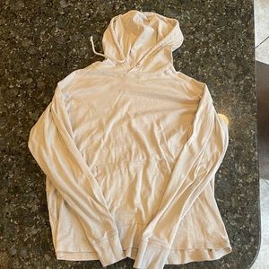 PD&C lightweight hoodie. Size: XL